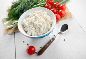 A bowl of cottage cheese.